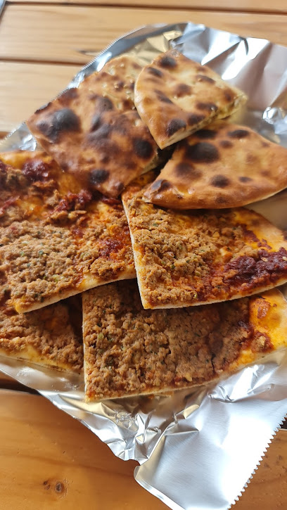 فطائر هت - Oman|Salalah|السعادة جنوب،|3523+9FW