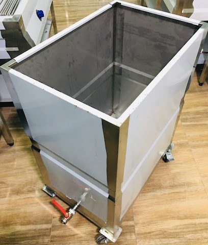 شركة الموج الوطنية للتجارة - نزوى - +968 9393 1610