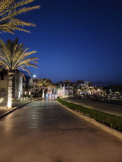 مركز مبيعات جبل السيفة - Oman|As Sifah|Unnamed Road|CQ7R+Q88