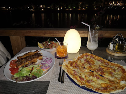 مطعم الجزيرة - صلالة - +968 9497 2258