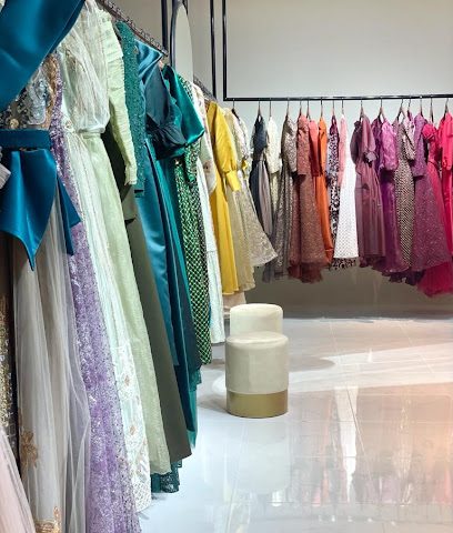 ملكة لفساتين الأفراح ملكة - ردة البوسعيد - +968 9977 0313