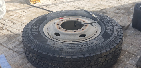 لونغ مارش لتغيير الإطارات وإعادة التشكيل - نزوى - +968 9905 5092