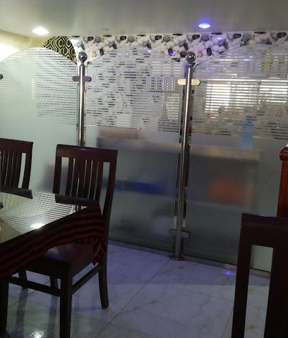 مطعم ومقهى الوزان - صحم - +968 9314 5588