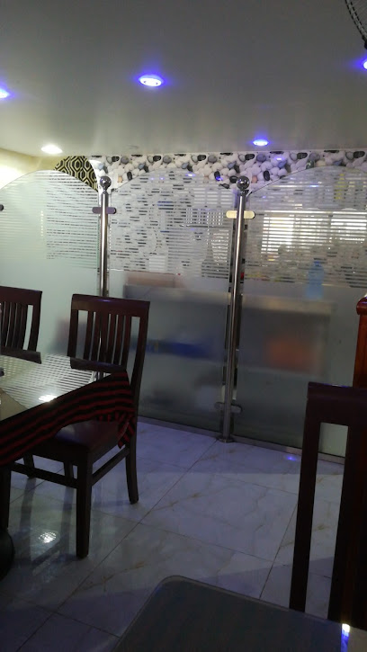 مطعم ومقهى الوزان - Oman|Saham|الحويل، ولاية|4VWH+67G