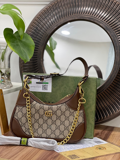 لمسه أنوثه للحقائب والاحذيه - Oman|GH56+VXJ، لوى،