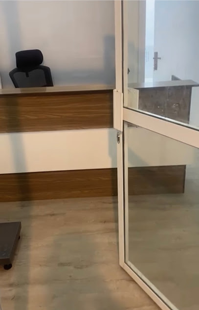 تيسرلشراء الملابس المستعملة - Oman|Nizwa 131