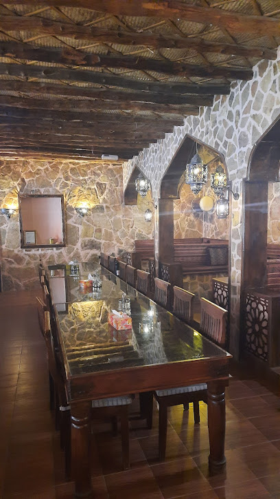 مطعم بيت القفول - Oman|Khasab|567V+R2P