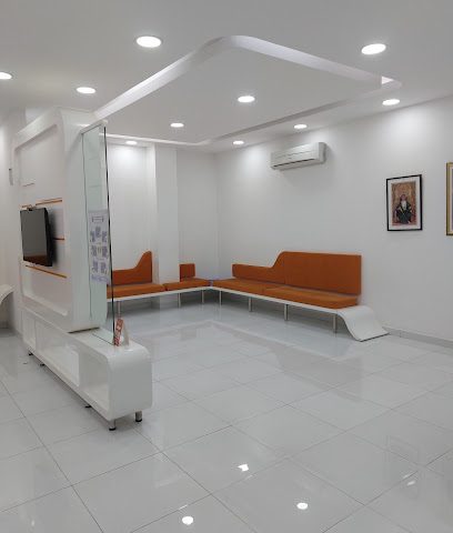 مركز الجلد الحديث - صور - +968 25 546200