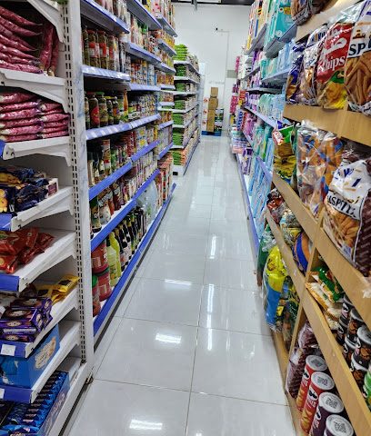 مركز شموخ الرواسي للتسوق - الخضرة - +968 9261 8333