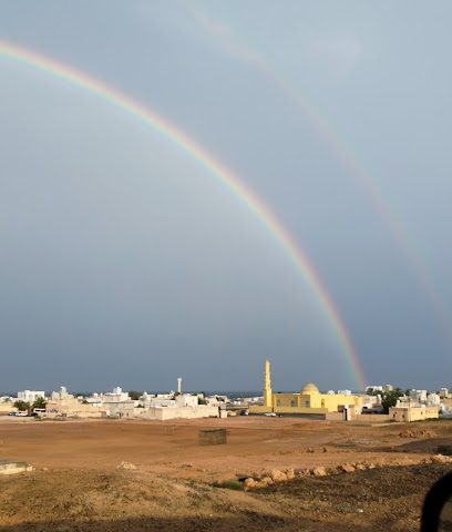 ملعب فريق الزعانف - زعانف -