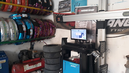 بيع وتصليح الاطارات وميزانية السيارات - فانجا -