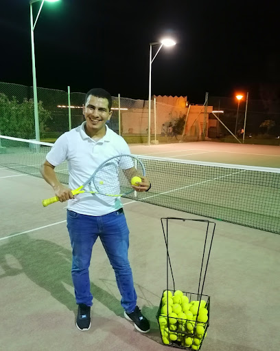 أكاديمية LJ للتنس - Oman|Muscat|112 As Saruj St