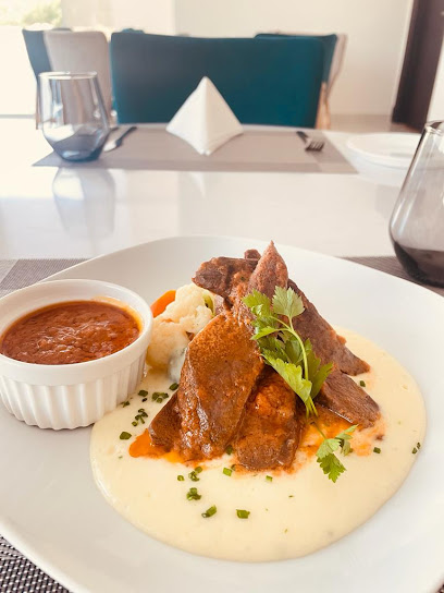 مطعم أوشيانا - Oman|320|2212 Way|1284 Way cross