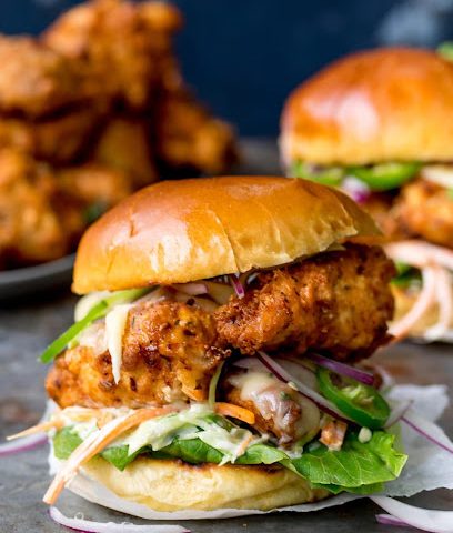 كناري هاجر - بدية - +968 9335 2018