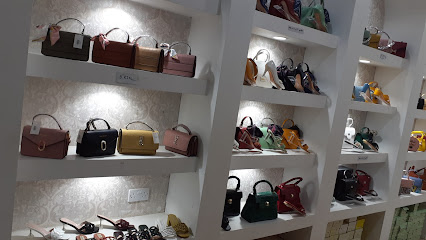 لمسة أنوثة فرع المصنعه - المصنعة - +968 7992 4555