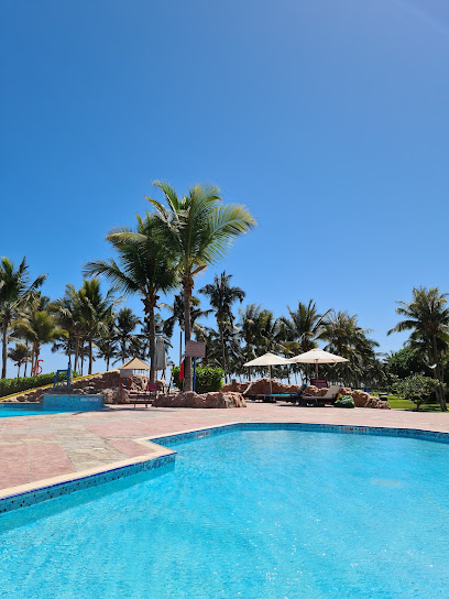 منتجع كراون بلازا بيتش - Oman|Salalah|2542+WF4