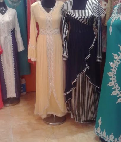 محل دار طيبة للملابس النسائية 19 - قصبيات الزعاب - +971 9 832 5457