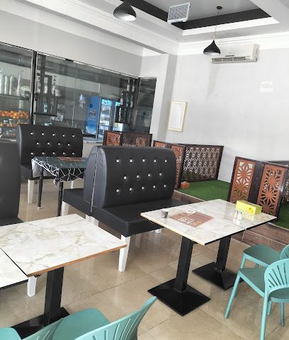 مطعم ومقهى دوعان للمأكولات اليمنية - هيما - +968 7808 6457