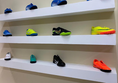 متجر ملابس رياضية - ليما -