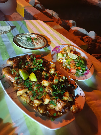 شواء المأكولات البحرية - Oman|Sohar|Fish Harbour