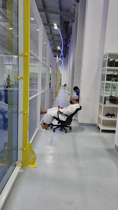 نادي البادل النخبة - Oman|صلالة،،|Atin Rd|2395+WQ2