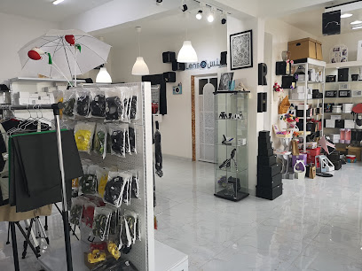 متجر العدسات - نزوى - +968 9544 5196