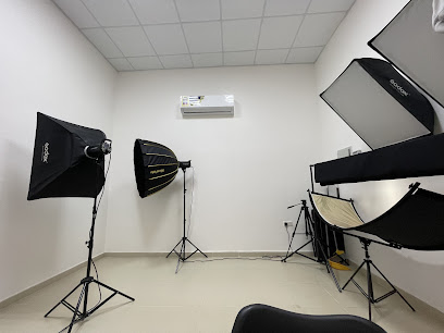 ستوديو ماجد - شناص - +968 9822 7716