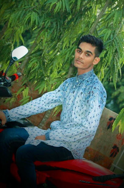 مصنع طابور يدوي - Oman|Murayjat|بركاء العقدة،|MQVM+R7X