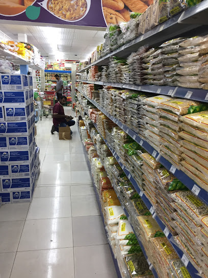 هايبر تاج العاصمة - Oman|Al Khaburah|X3GX+RF5