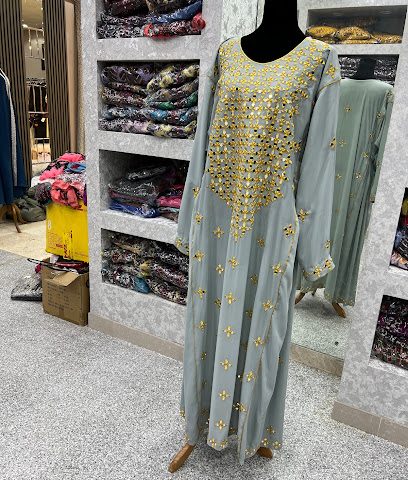 أزياء الريسي - السيب - +968 9135 5711