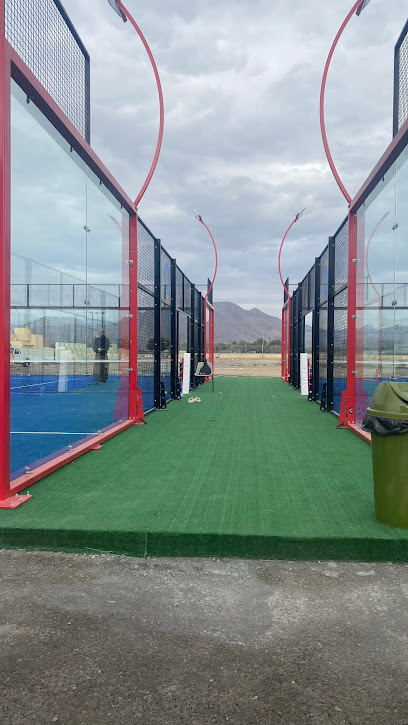 ملعب بادل - Oman|Manah|RJ55+6P9