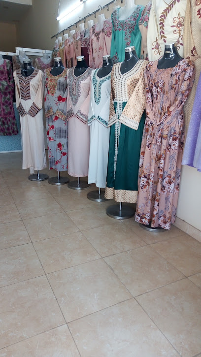 خياطة القماش النسائي العربي وغير العربي - Oman|ولاية صحم|Unnamed Road