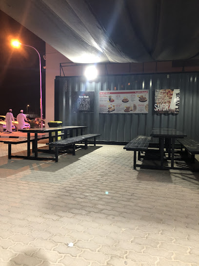 بيتزا هت خابورة - Oman|Al Khaburah|X37V+PVQ