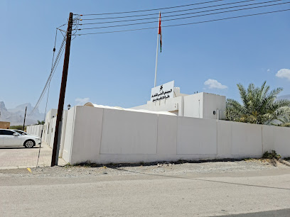 الكاتب بالعدل - الحمرا -