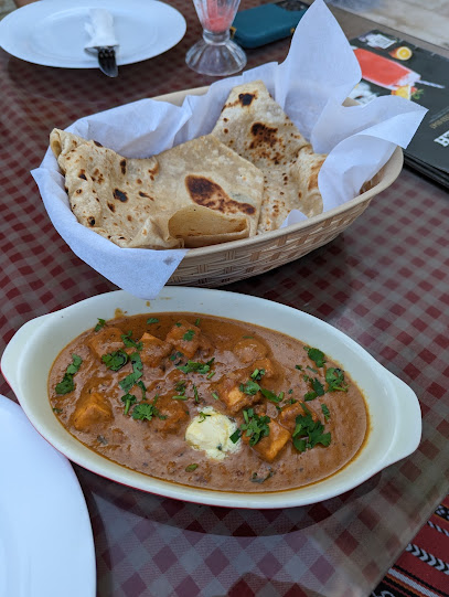 مطعم ومشاوي البادية - Oman|Muscat 100|Al Bahri Rd|OM