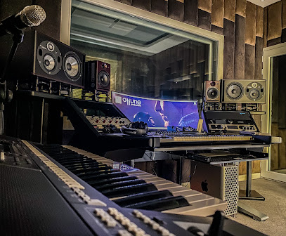 أتون للإنتاج - مسقط - +968 7272 0123