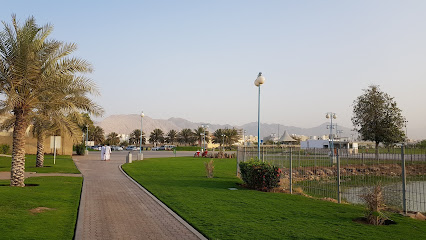 حديقة بحيرة الغبرة - مسقط -