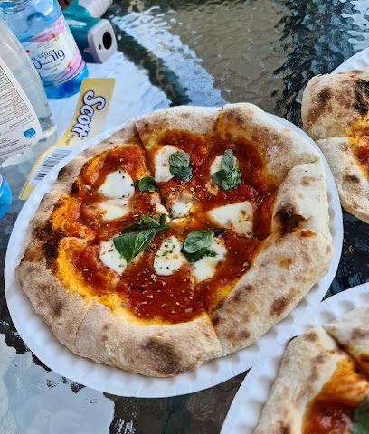 بيتزا امباستي - مسقط - +968 9881 6662