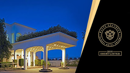 منتجع وسبا النهضة - منتجع وسبا النهضة بركاء OM OM - +968 26 883710