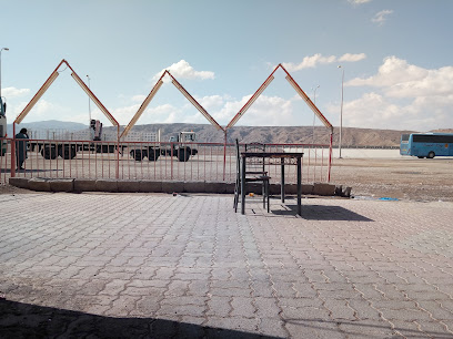 مطعم الشعاع الظبي يماني - آدم - +968 9228 2697