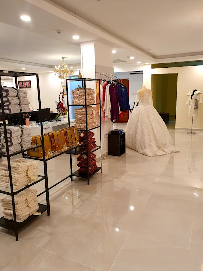 شانتيلي تأجير فساتين الزفاف والمناسبات - Oman|Ibri|6GJ9+FFC