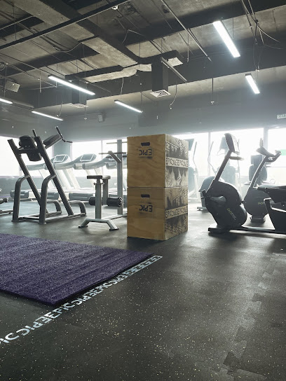 نادي رويال الرياضي الكبير - Oman|Muscat 134|JF87+J5G