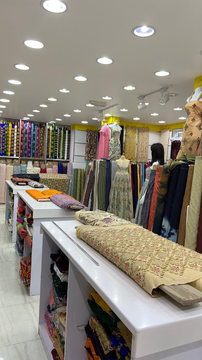 MALIKAT ملكات الشرق للأزياء - Oman|Seeb|Souk A|M5GR+G43