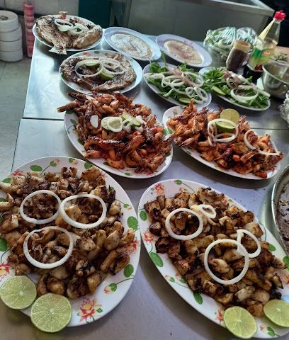 مشاوي الأسماك والمأكولات البحرية مطرح - مسقط - +968 9852 5738