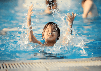 أكاديمية الحيتان - مسقط - +968 9955 0377