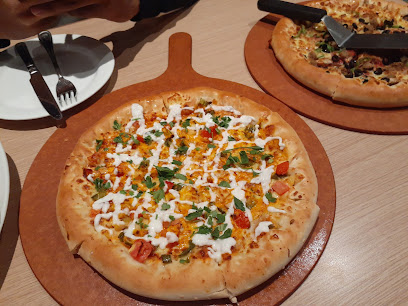 بيتزا هت شارع الخوير - مسقط -