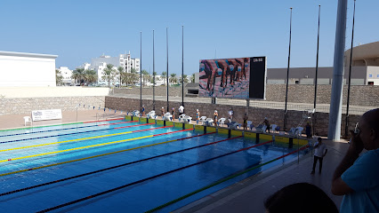 حمامات السباحة بالمجمع الرياضى - مسقط -