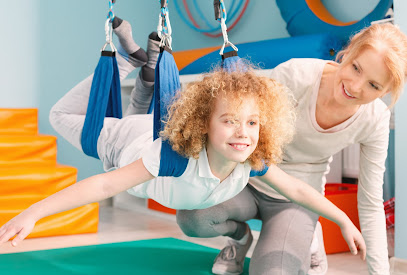 تواصل لعلاج النطق وعلاج وظيفي ، التوحد مسقط - مسقط - +968 9899 5368