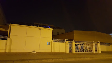 مبنى ادارة مدرسة الشويفات - السيب -