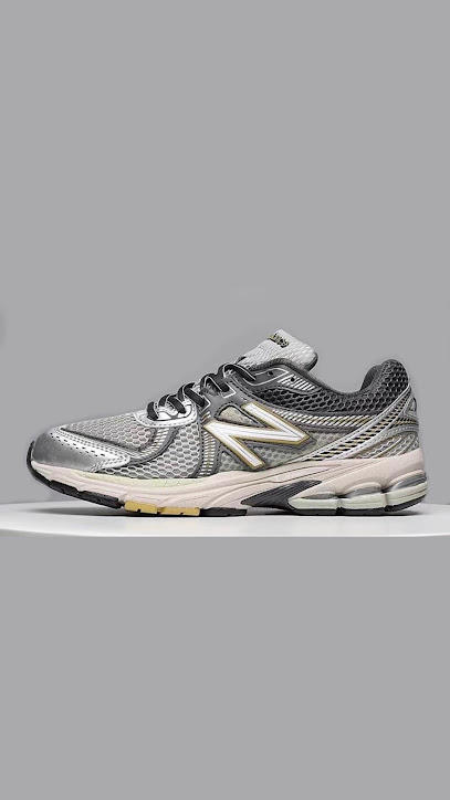 ادم سبورتس - Oman|Adam 618|Al Sumairat Roundabout